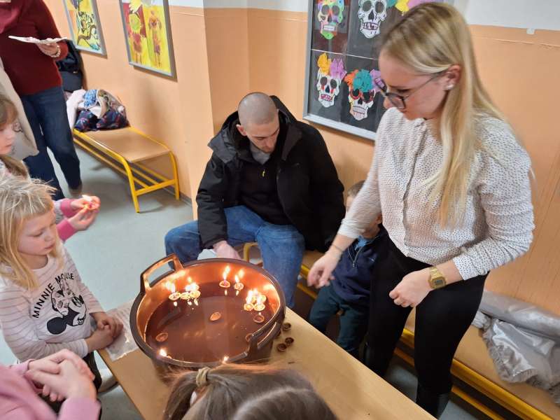 vanoce-ve-skole-2024-23